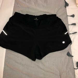 Athleta Ready Set Shorts Size M
